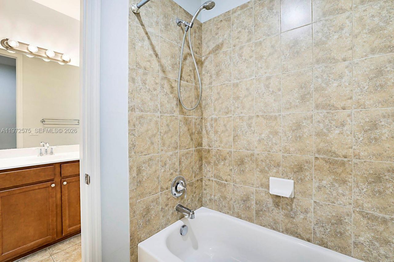 4631 Mediterranean Cir , Unit 4631, Palm Beach Gardens, FL 33418 Photo