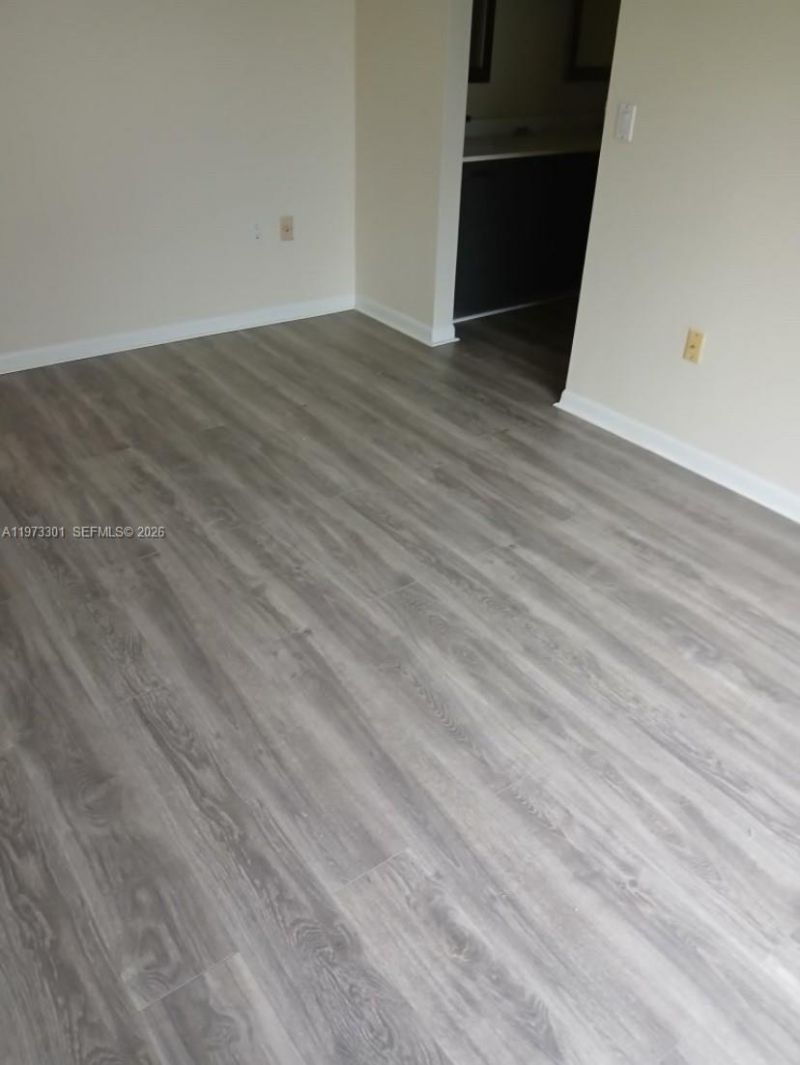 14450 SW 95th Ter, Miami, FL 33186 Photo