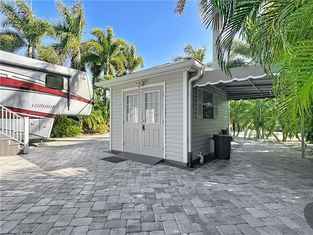 10067 Ramblewood Ct, Fort Myers, FL 33905 Photo