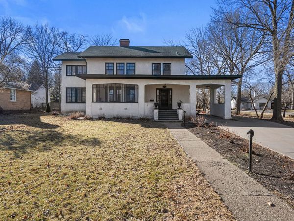 1124 N State Street, Monticello, IL 61856