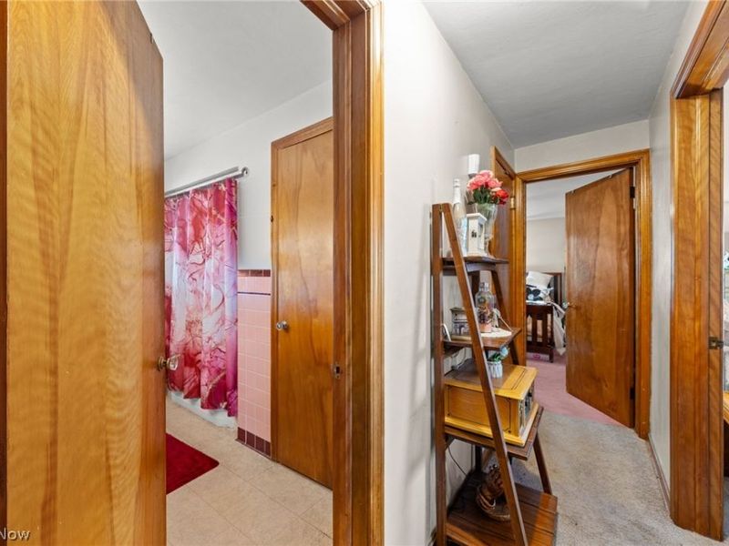 1410 Colonial Boulevard NE, Canton, OH 44714 Photo 15