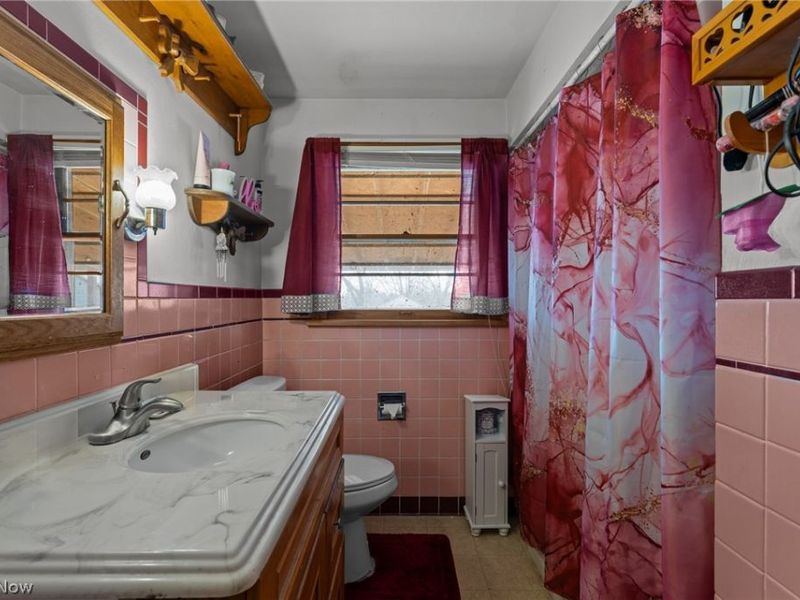 1410 Colonial Boulevard NE, Canton, OH 44714 Photo 16