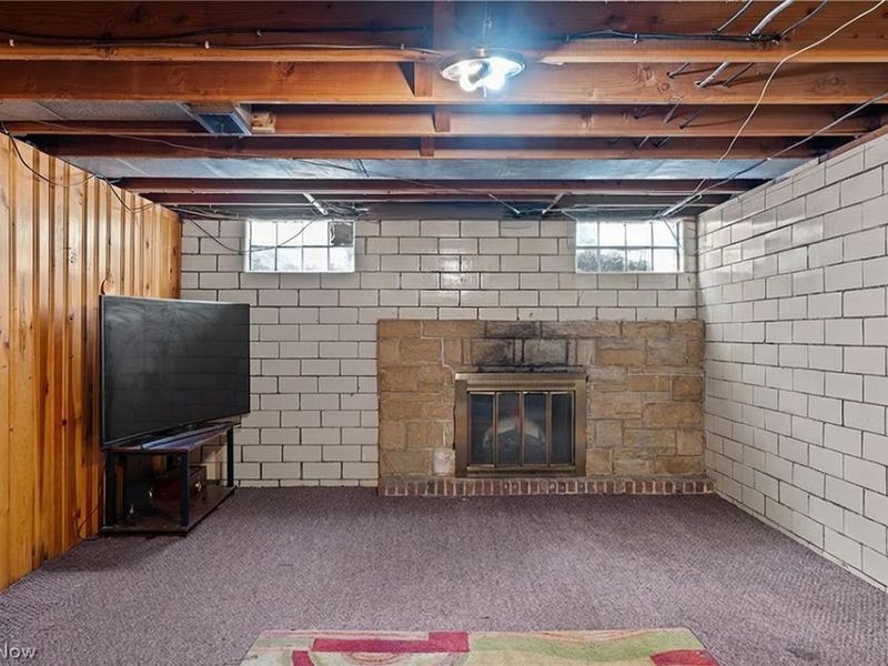 1410 Colonial Boulevard NE, Canton, OH 44714 Photo 22