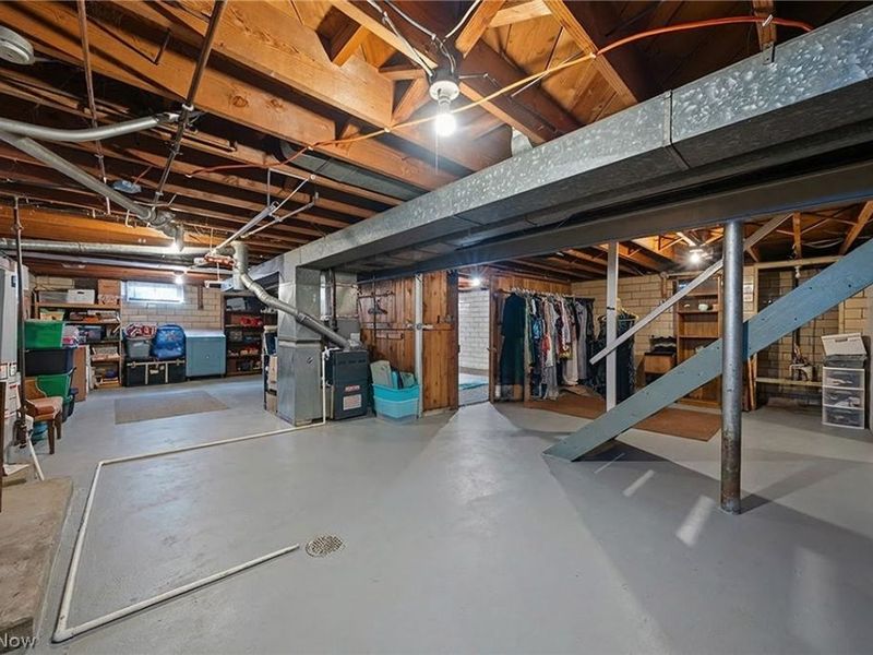 1410 Colonial Boulevard NE, Canton, OH 44714 Photo 26