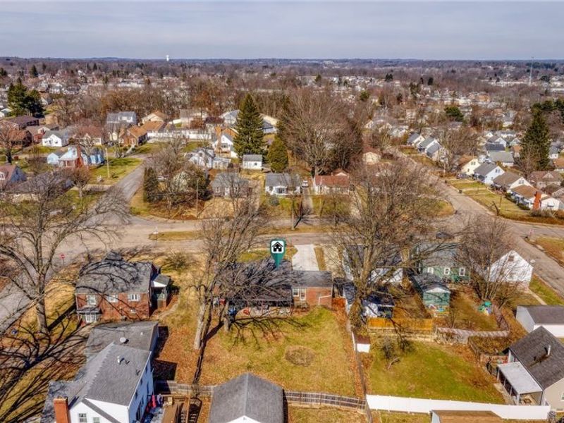 1410 Colonial Boulevard NE, Canton, OH 44714 Photo 32