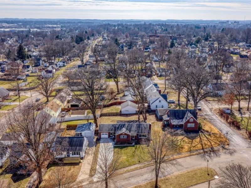 1410 Colonial Boulevard NE, Canton, OH 44714 Photo 34