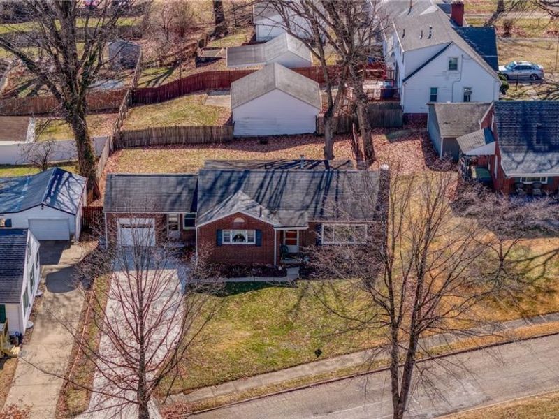 1410 Colonial Boulevard NE, Canton, OH 44714 Photo 36