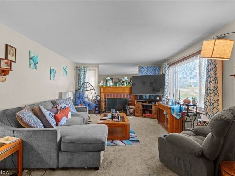 1410 Colonial Boulevard NE, Canton, OH 44714 Photo 7