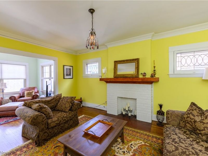 2548 Overlook Road, Cleveland, OH 44106 Photo 9