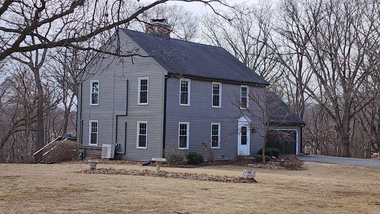 7162 Pomeroy Road, Rockton, IL 61072 Main Photo