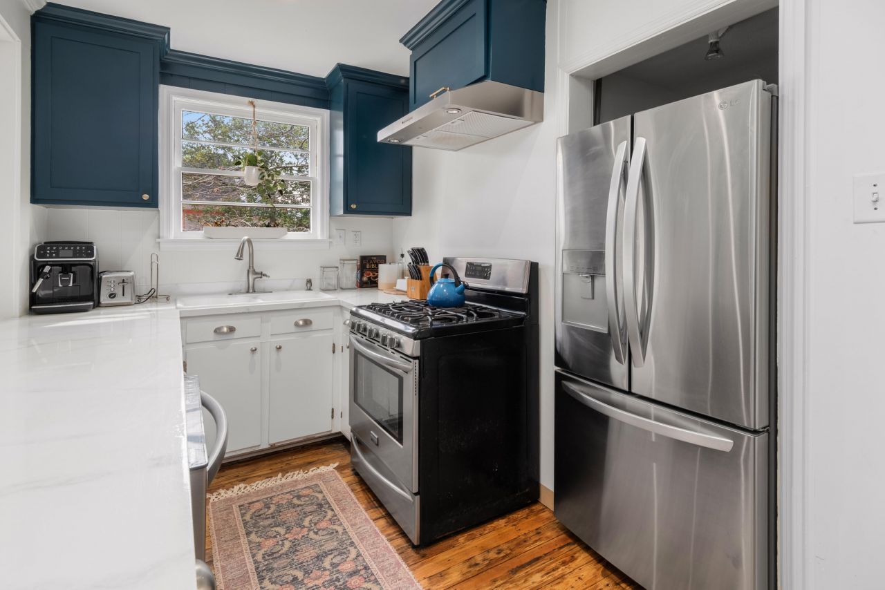 106 Hickory Street Photo 17