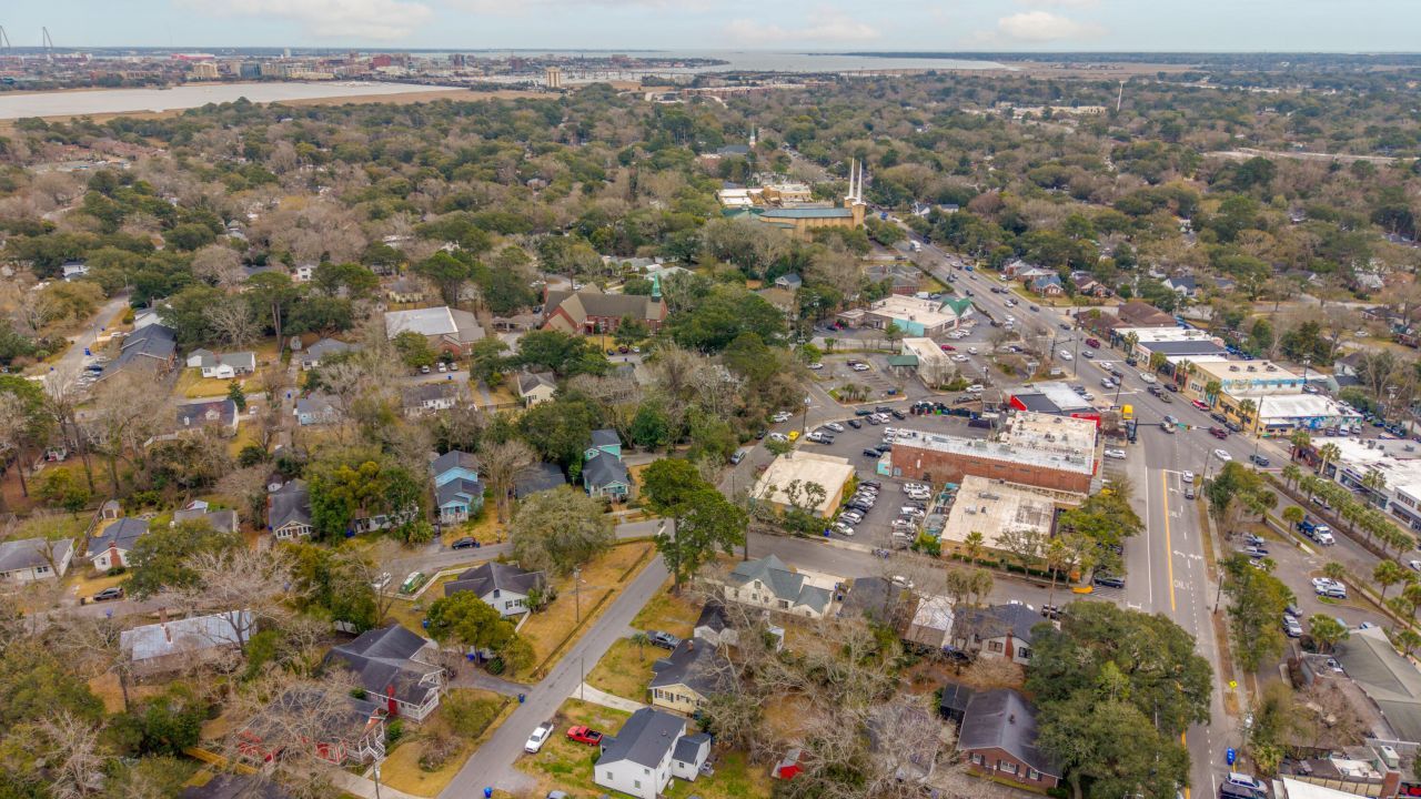 106 Hickory Street Photo 32