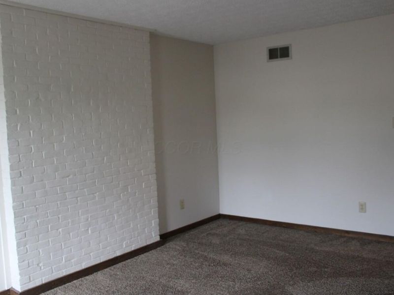 390-404 Edinburgh Road, Dublin, OH 43017 Photo 44