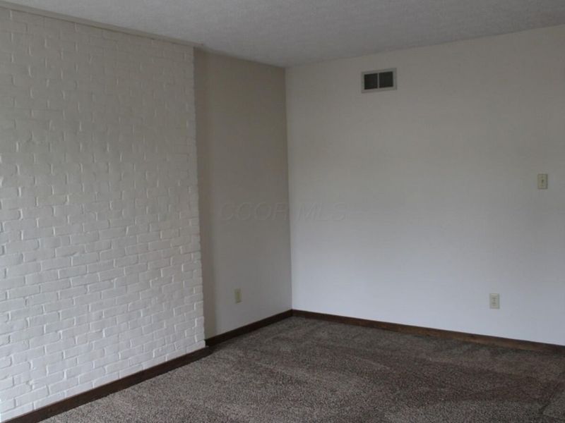 390-404 Edinburgh Road, Dublin, OH 43017 Photo 45