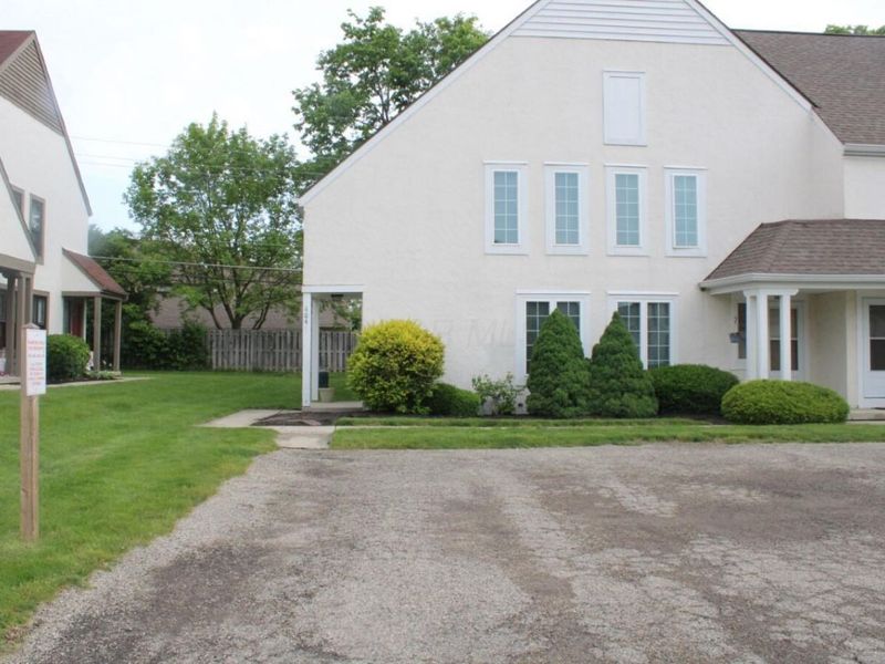 390-404 Edinburgh Road, Dublin, OH 43017 Photo 8