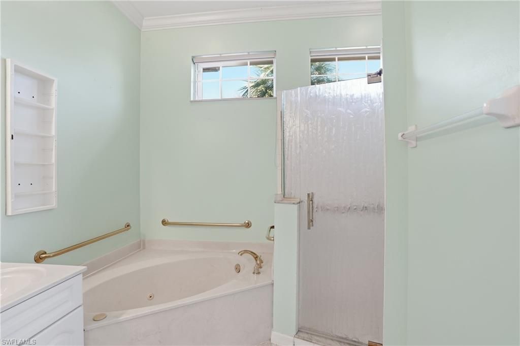 2265 Heritage Greens Dr, Naples, FL 34119 Photo