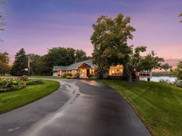 3 Birdie Lane, Chaska, MN 55318