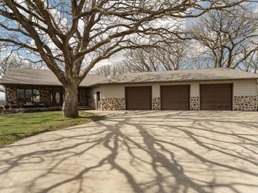 1397 Soppa Drive, Saint Charles, MN 55972