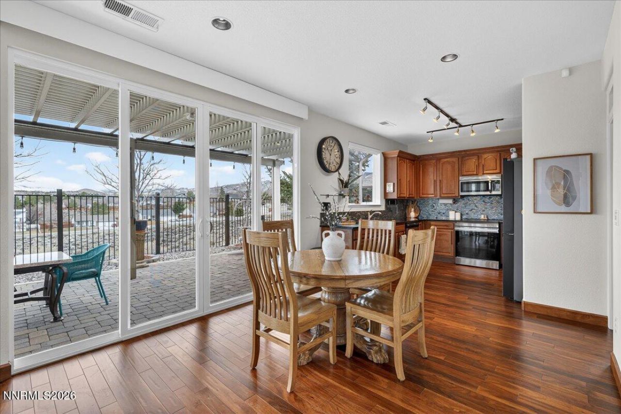 1091 Crown View Drive, Reno, NV 89523 Photo