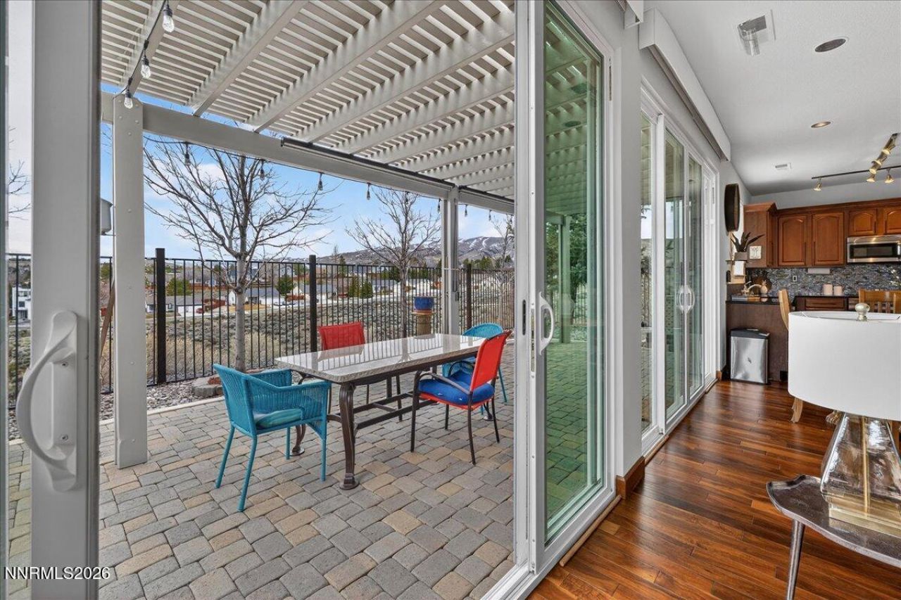 1091 Crown View Drive, Reno, NV 89523 Photo