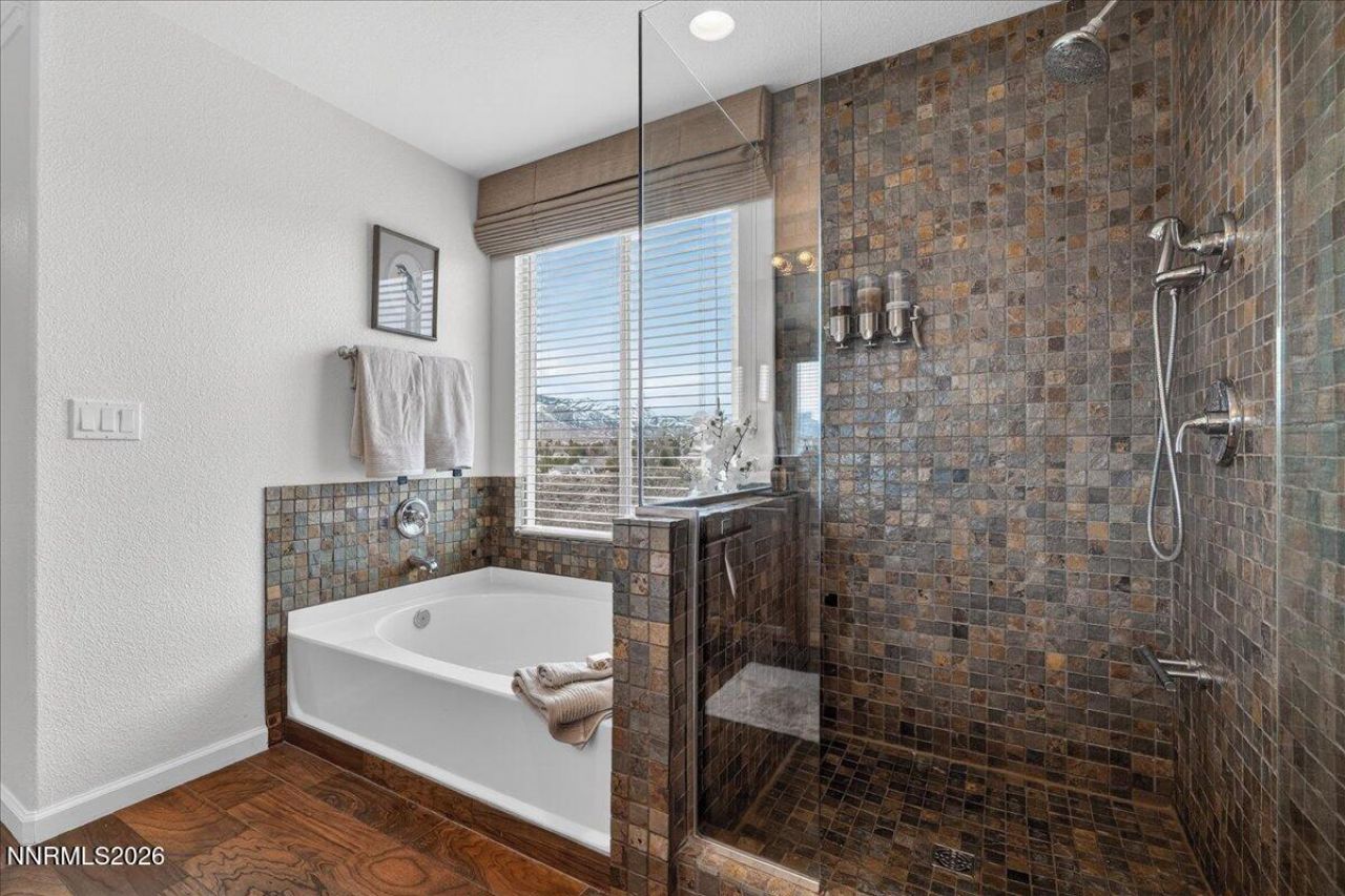 1091 Crown View Drive, Reno, NV 89523 Photo