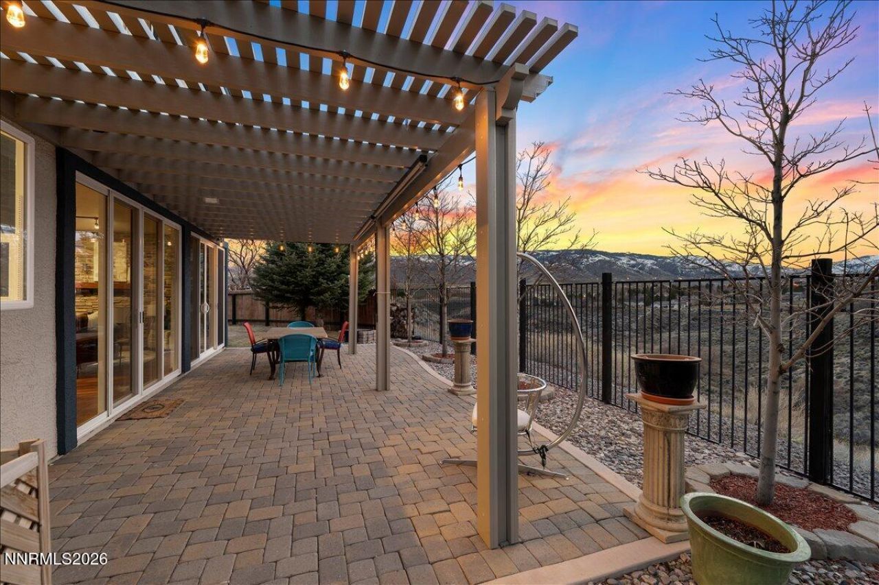 1091 Crown View Drive, Reno, NV 89523 Photo