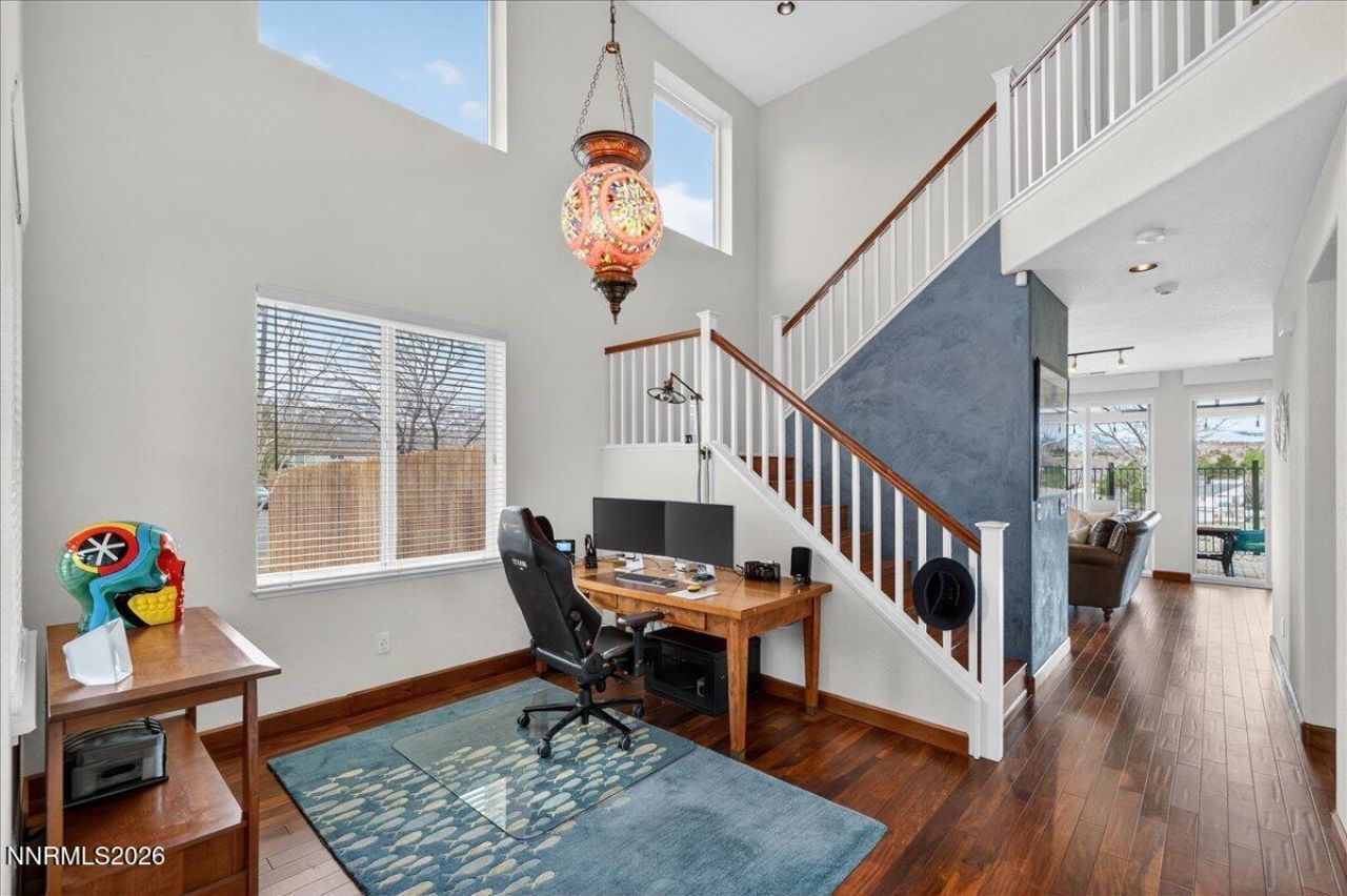 1091 Crown View Drive, Reno, NV 89523 Photo