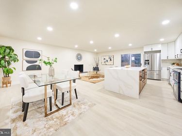 1904 LAMSON PLACE, MCLEAN, VA 22101