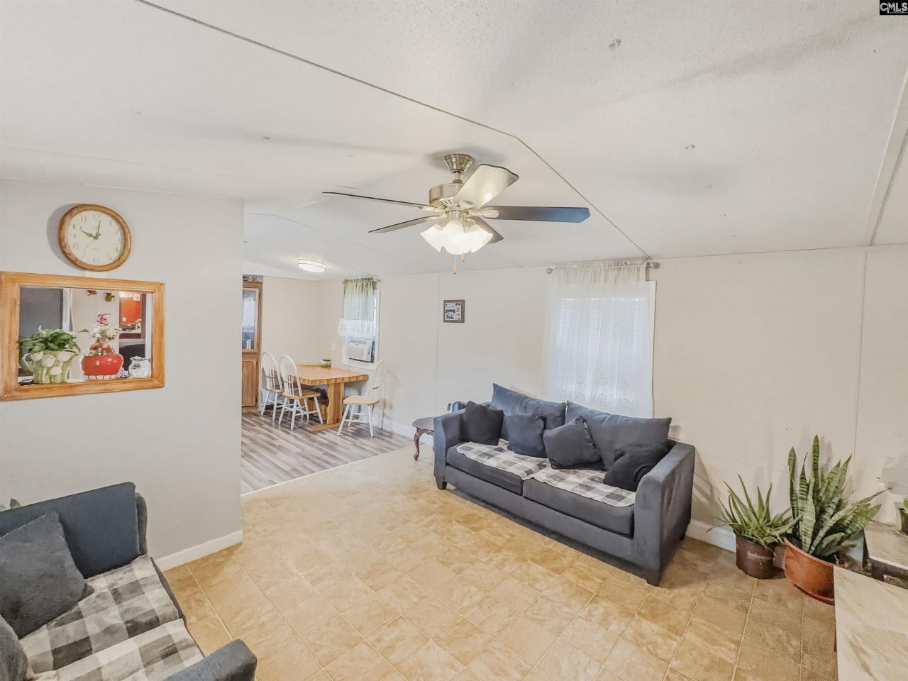 119 Greenfields Road  Photo 9