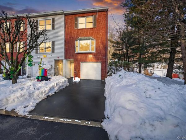 2 Foltim Way, Congers, NY 10920