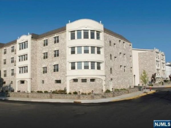 132 Union Avenue 405A, Unit 405A, EAST RUTHERFORD, NJ 07073