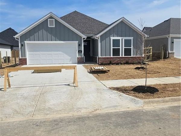 488 S Calico , Fayetteville, AR 72704