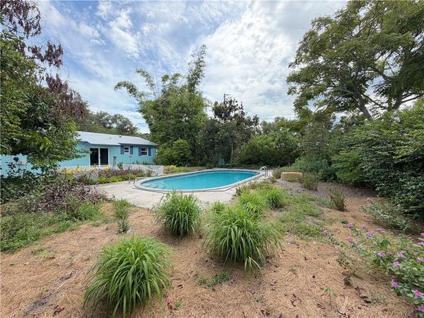 45 1st Court SW, Vero Beach, FL 32962
