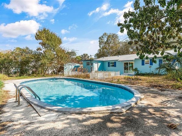 45 1st Court SW, Vero Beach, FL 32962