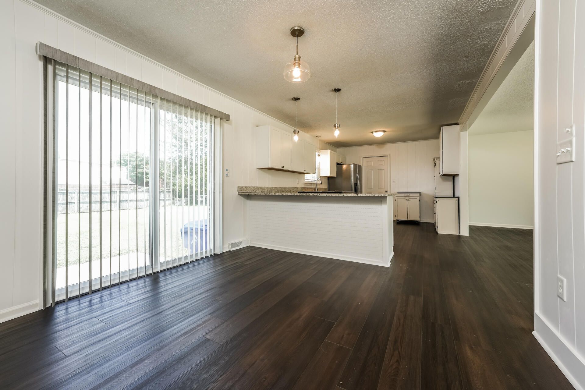 7744 Allwood Avenue Photo 10