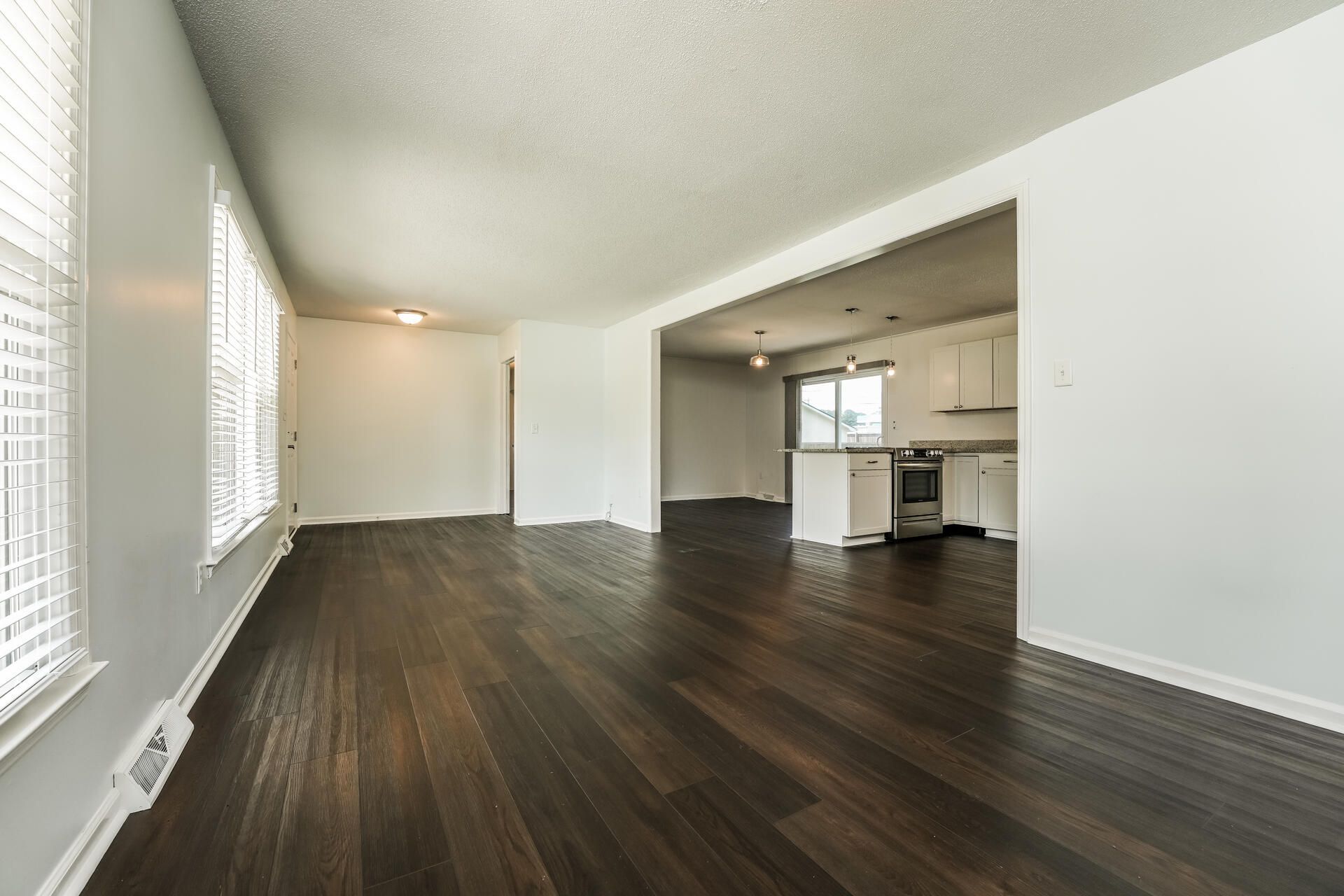 7744 Allwood Avenue Photo 6
