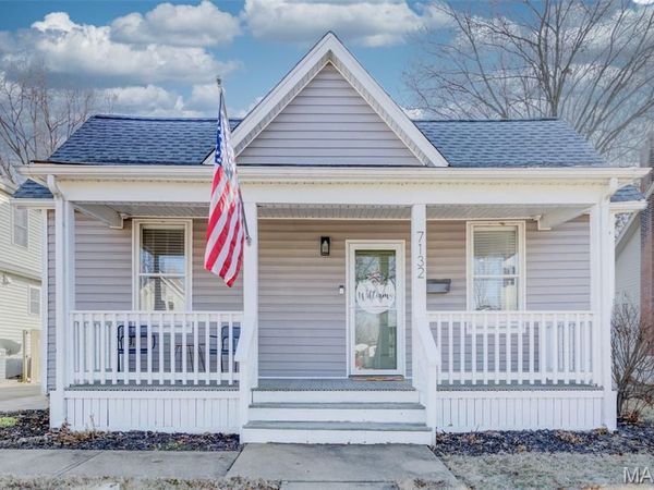 7132 Lindenwood Place, St Louis, MO 63109