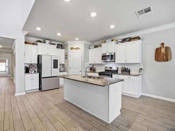 8827 Tatler St, Denham Springs, LA 70706