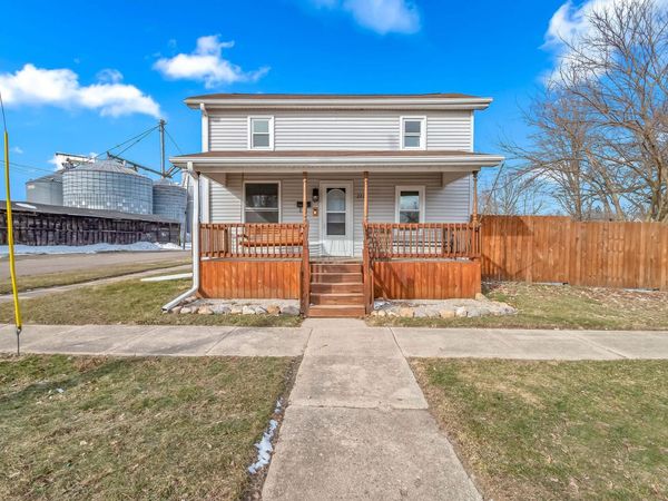 720 Hall Street, Eaton Rapids, MI 48827