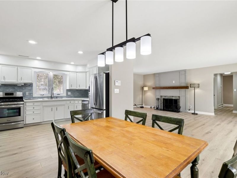 483 Parkside Drive, Akron, OH 44313 Photo 10