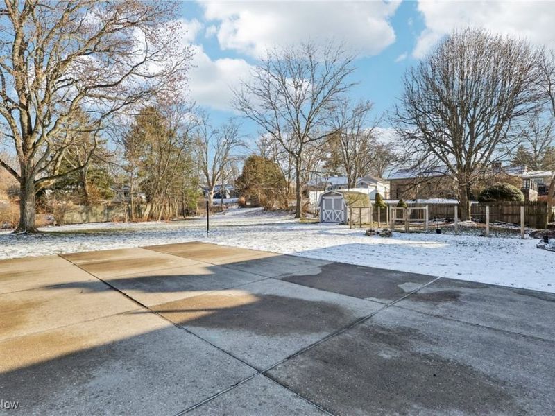 483 Parkside Drive, Akron, OH 44313 Photo 40