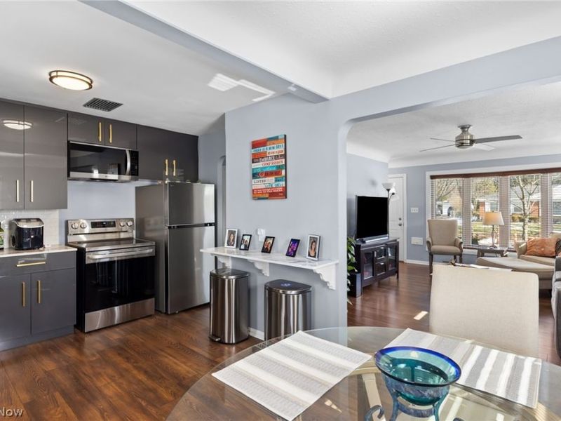 6568 Lawnwood Avenue, Parma Heights, OH 44130 Photo 7