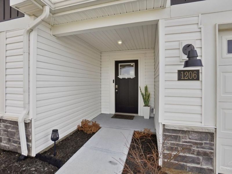 1206 Timber Glen Drive, Wilmington, OH 45177 Photo 3