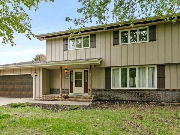 3667 Evergreen Road N, Fargo, ND 58102