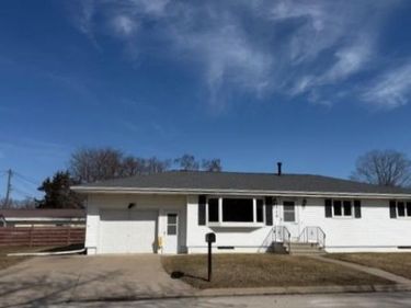 4710 W 9th Street, Winona, MN 55987