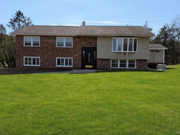 410 Vineyard Avenue, Highland, NY 12528