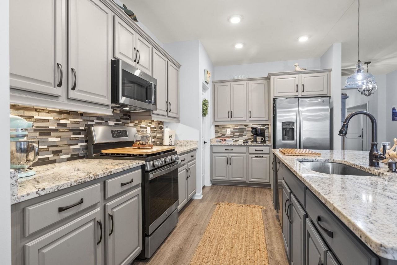 788 Hackberry Way Photo 17