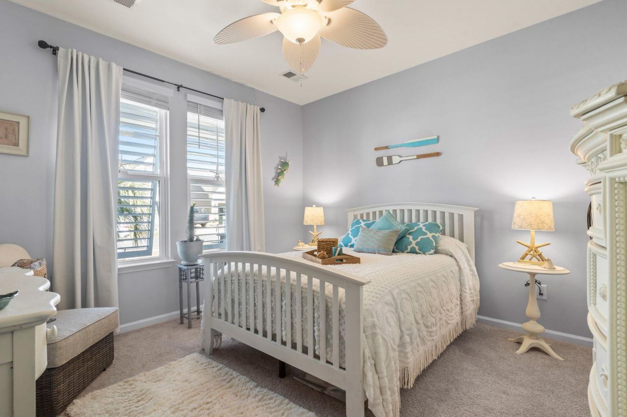 788 Hackberry Way Photo 5