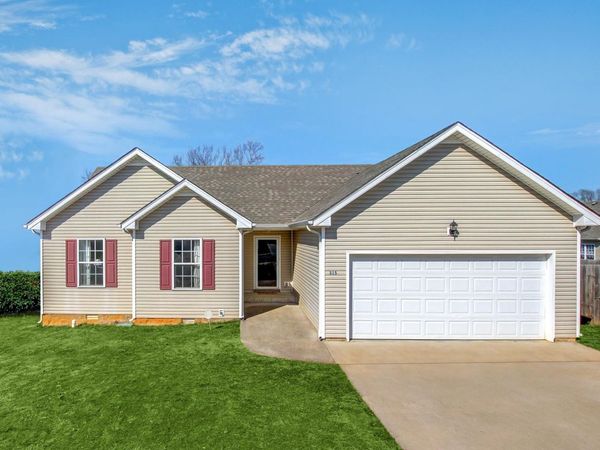 315 Chalet Cir , Clarksville, TN 37040