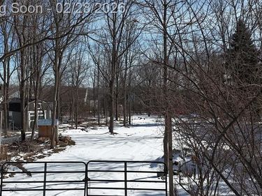 6106 E River Road, Flint Twp, MI 48433